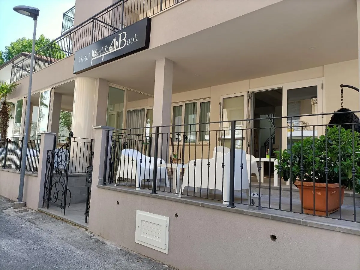 Hotel Bed & Book Rimini